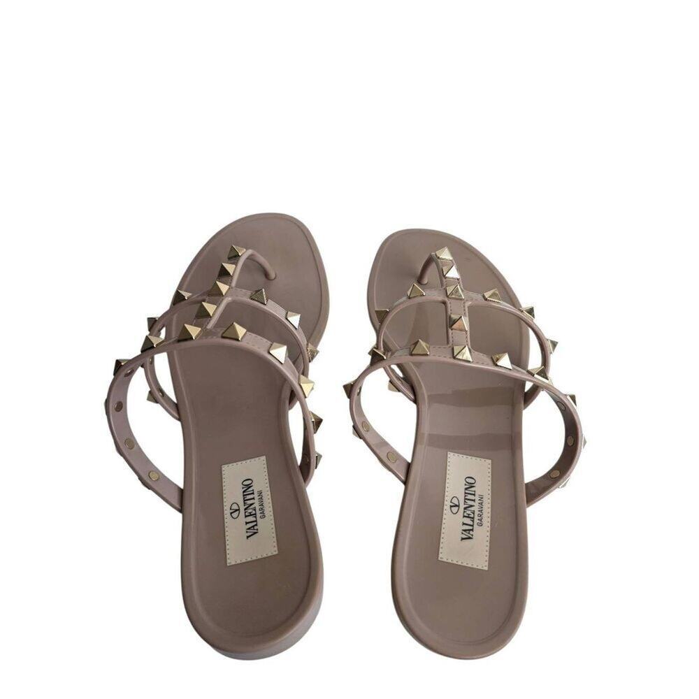 Valentino Garavani Nude Pink Rockstud Jelly Thong Sandals - Picture 6 of 11